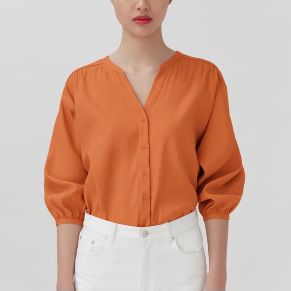 Cuyana linen button front blouse in burnt orange, size XS